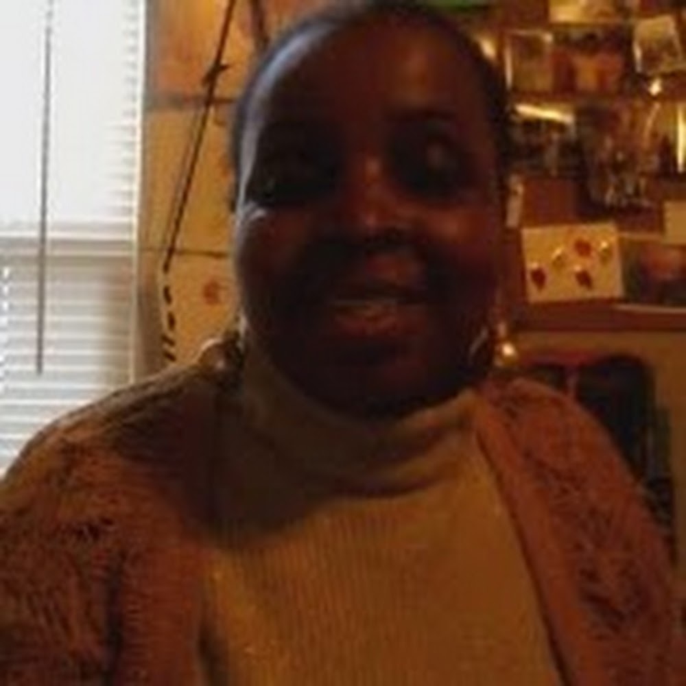 Meet your Posher, Lynda